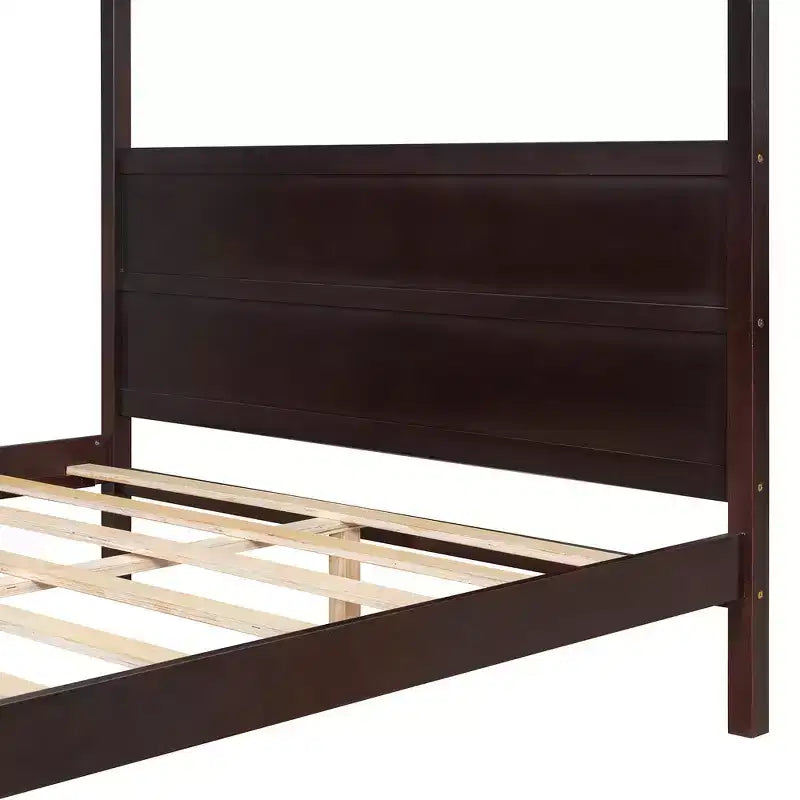 Letto a baldacchino queen size con testiera, pediera e contenitore sotto il letto
