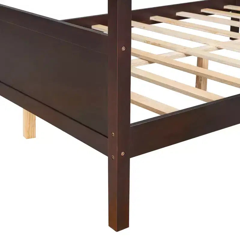 Letto a baldacchino queen size con testiera, pediera e contenitore sotto il letto