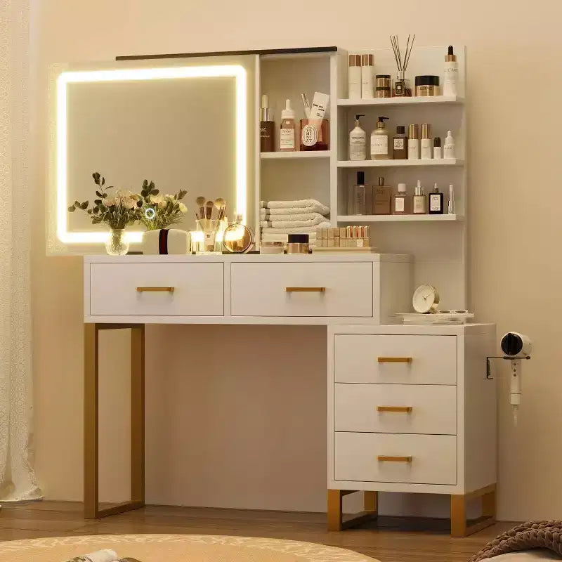 Scrivania da trucco con specchio scorrevole illuminato, 5 cassetti e 3 ripiani aperti – Bianca