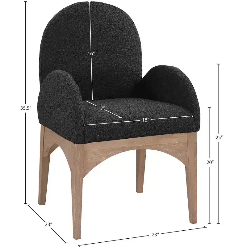 Sedia da pranzo imbottita in tessuto bouclé con braccioli