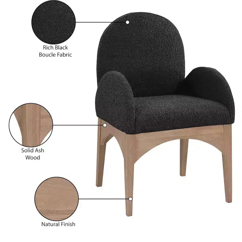 Sedia da pranzo imbottita in tessuto bouclé con braccioli