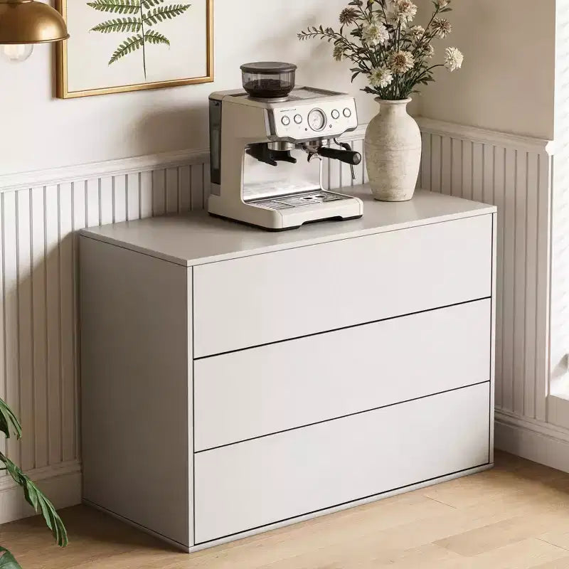 Cassettiera moderna color crema da 80 cm con cassetti a pressione
