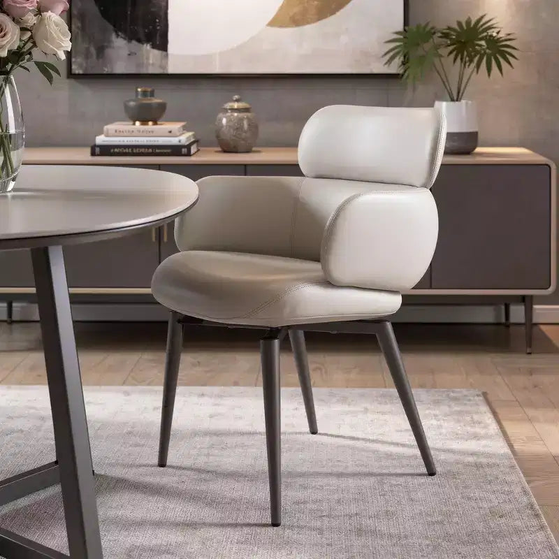 Sedia da pranzo con braccioli in ecopelle grigio chiaro e nera